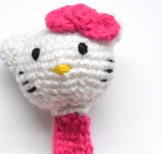 AMIGURUMI: HELLO KITTY CHUPETERO